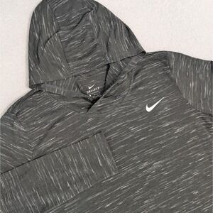 Nike Long Sleeve Hooded Shirt Hoodie Dri Fit Gray AQ3504-060 Womens‎ Large